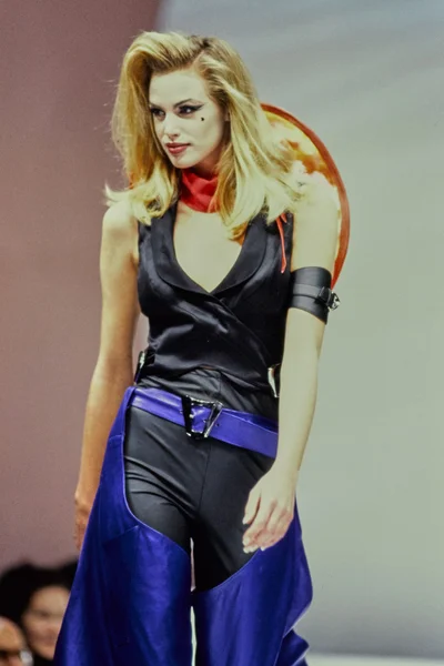 Look 6